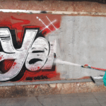Protection filmogène anti-graffitis semi-permanente